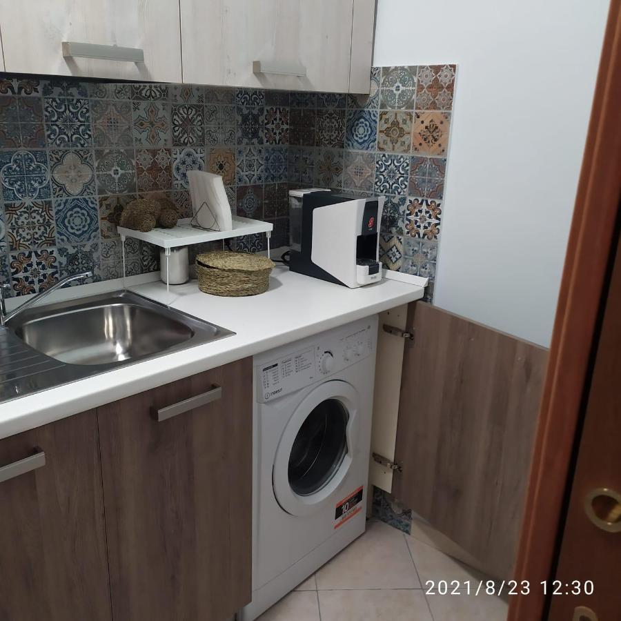 Stone House E Casa Vacanze Zia Rosina Montemaggiore Belsito 外观 照片