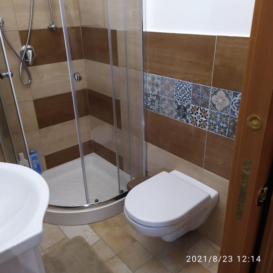 Stone House E Casa Vacanze Zia Rosina Montemaggiore Belsito 外观 照片
